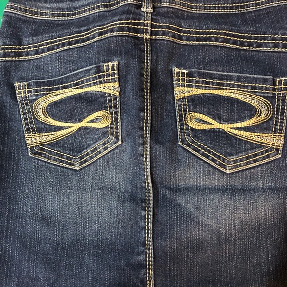 EUC Women’s Revolution by Ricki’s Denim Skirt - Picture 6 of 6